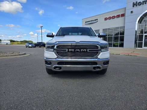 Used 2019 RAM 1500 Laramie AWD/4WD image 2