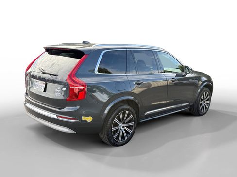 Used 2022 Volvo XC90 T8 Inscription w/ Advanced Package AWD/4WD image 5
