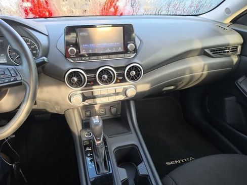 Used 2024 Nissan Sentra S FWD image 8