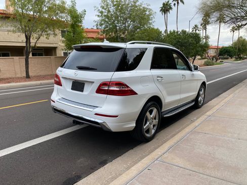 Used 2015 Mercedes-Benz ML 350 2WD w/ Premium 1 Package image 11