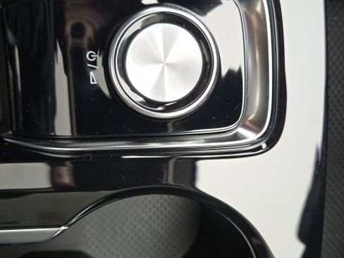 New 2025 Buick Envision Sport Touring image 18