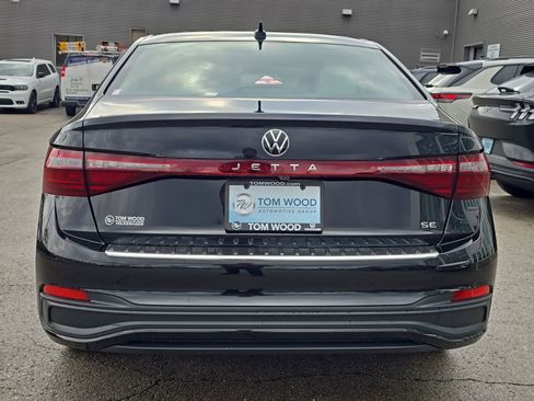 New 2026 Volkswagen Jetta SE FWD image 10