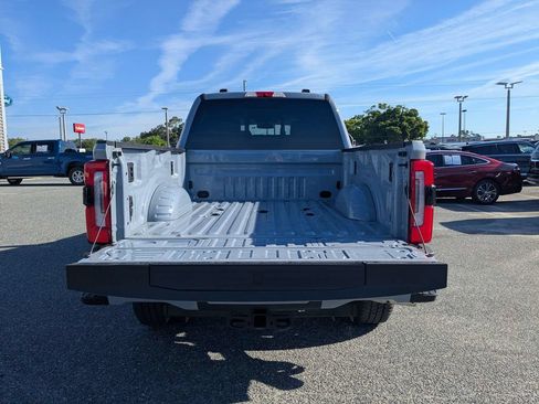 Used 2026 Ford F250 Platinum AWD/4WD image 12