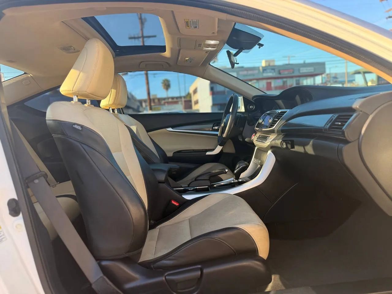 Used 2014 Honda Accord EX-L image 31