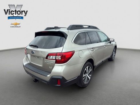 Used 2019 Subaru Outback 3.6R Limited w/ Popular Package #2 AWD/4WD image 7