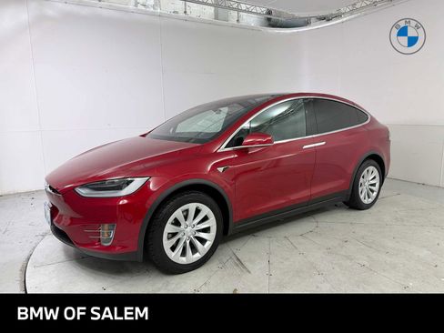 Used 2020 Tesla Model X Long Range image 1