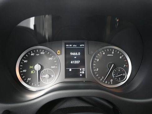 Used 2023 Mercedes-Benz Metris image 22