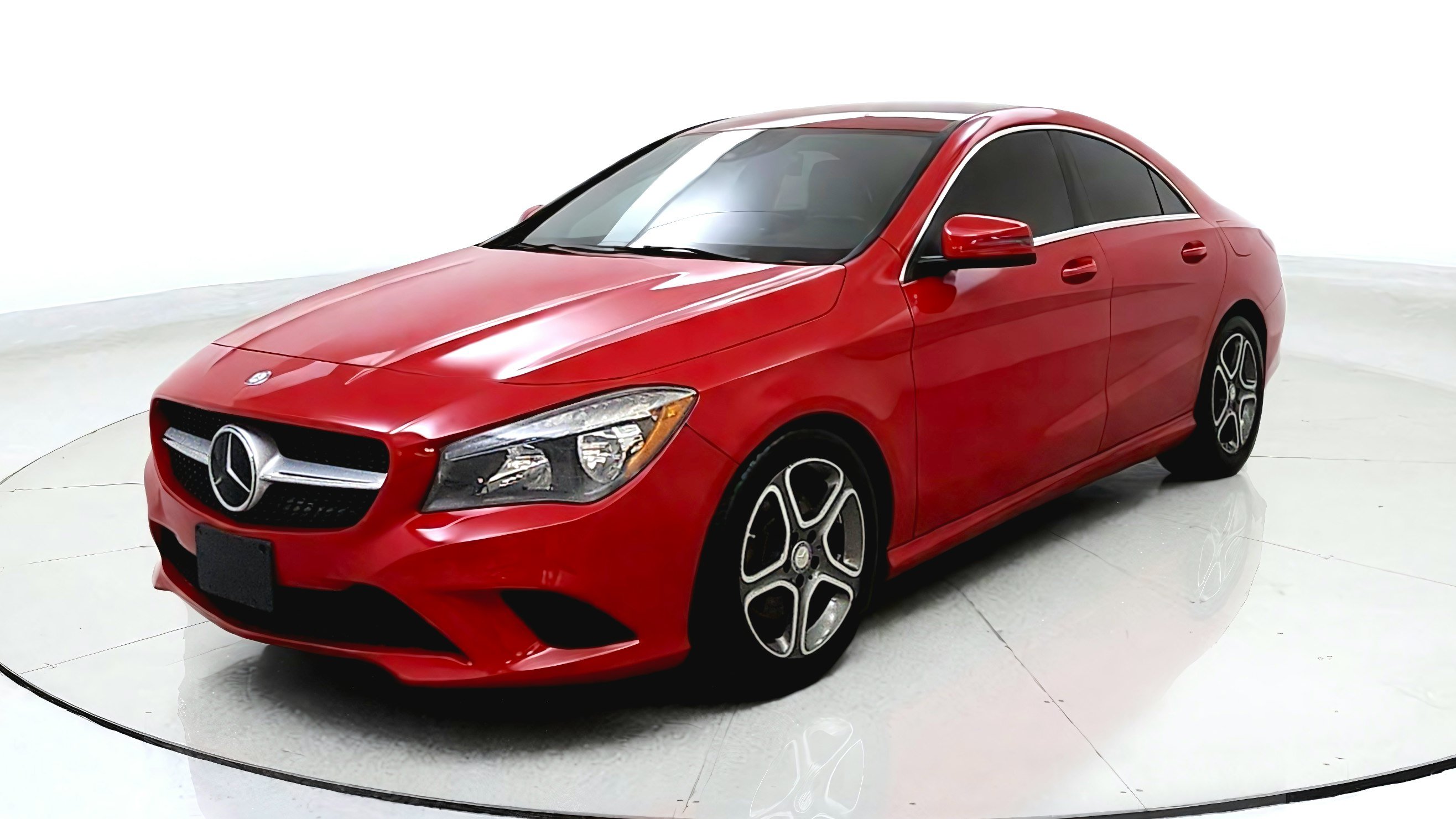 Used 2014 Mercedes-Benz CLA 250 4MATIC image 3