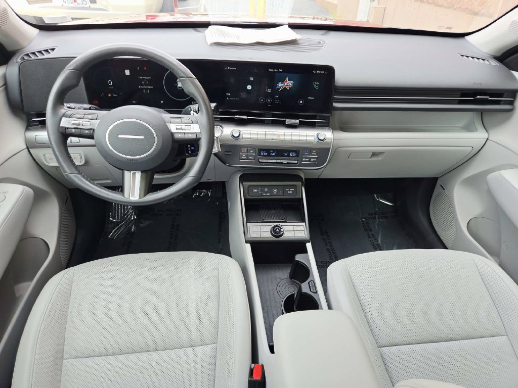Used 2024 Hyundai Kona Limited AWD/4WD image 10