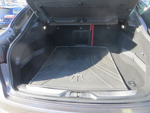 Used 2018 Maserati Levante GranLusso image 26