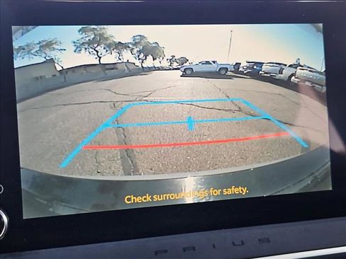 Used 2026 Toyota Prius LE FWD image 18