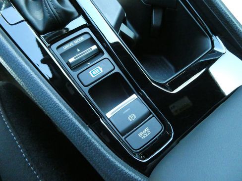 Used 2025 Honda Accord Sport image 25