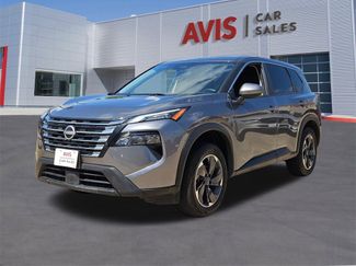 Used 2024 Nissan Rogue SV image 1