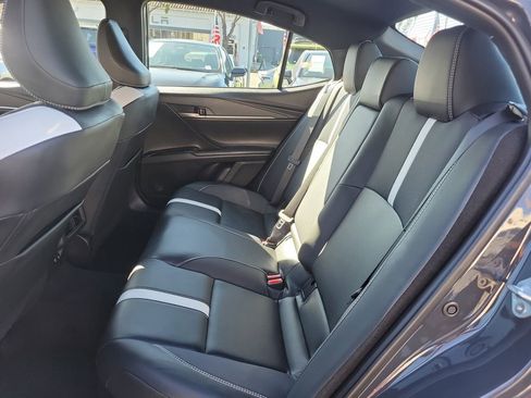 Used 2025 Toyota Camry SE image 14