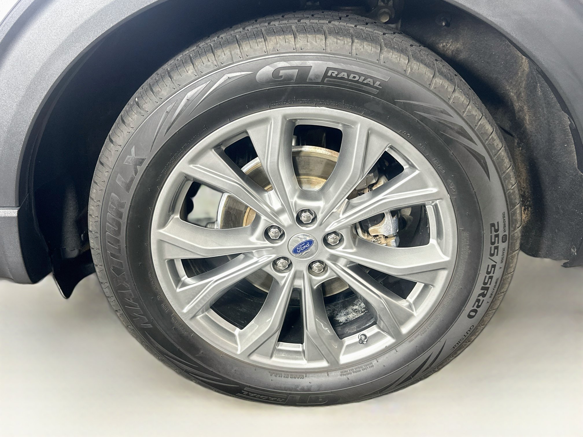 Used 2020 Ford Explorer XLT w/ Equipment Group 202A RWD image 11