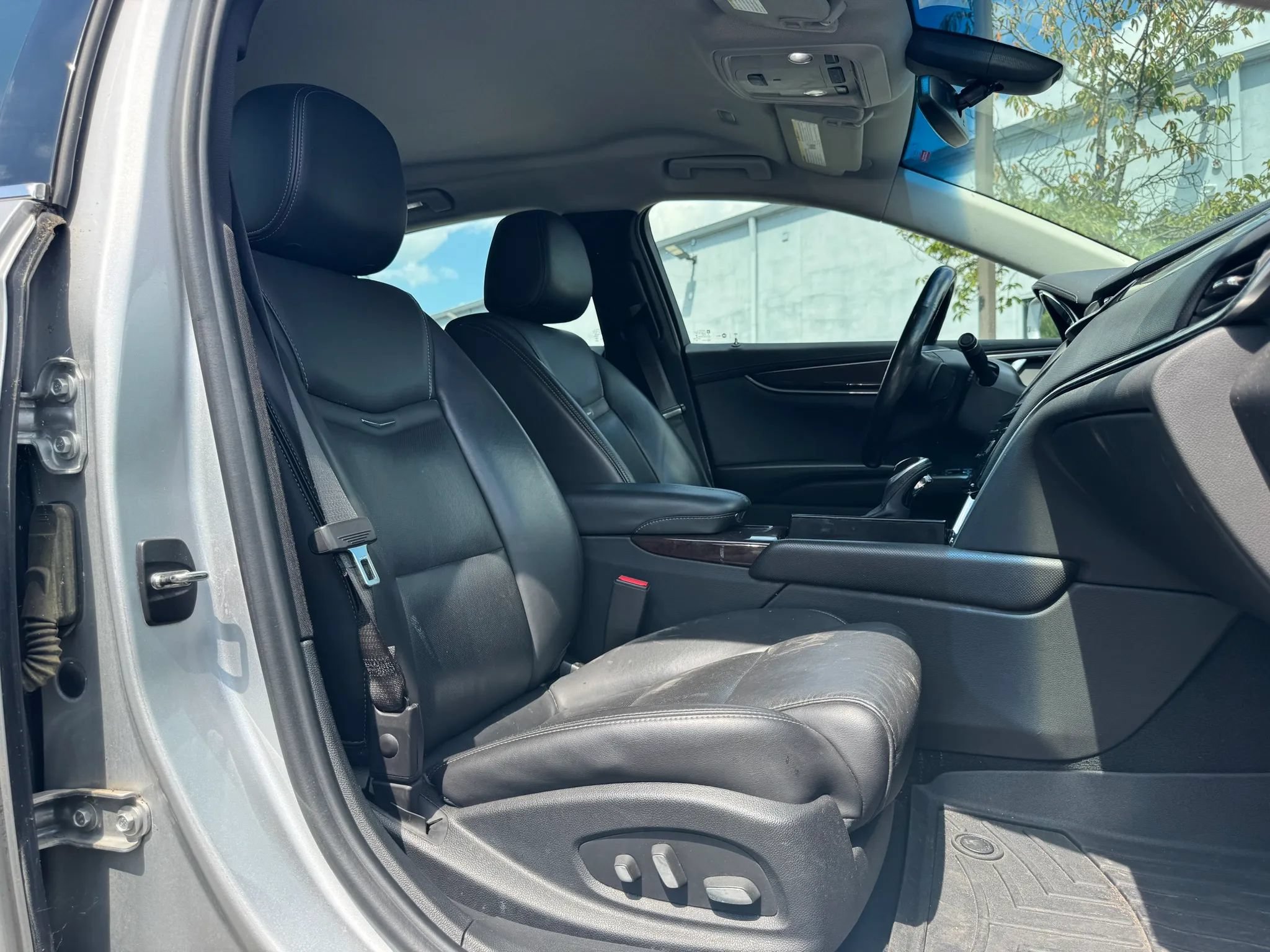 Used 2016 Cadillac XTS Luxury AWD/4WD image 20