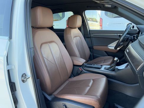 Used 2021 Audi Q3 2.0T Premium Plus w/ Premium Plus Package image 30