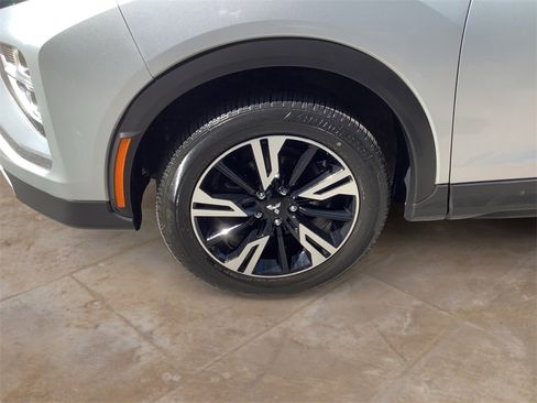 Used 2024 Mitsubishi Eclipse Cross SE image 14