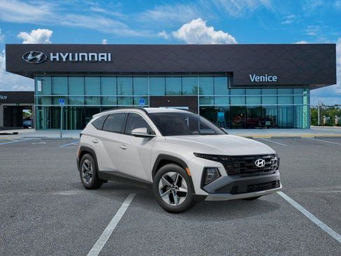New 2026 Hyundai Tucson SEL w/ Tow & Go Package AWD/4WD image 2