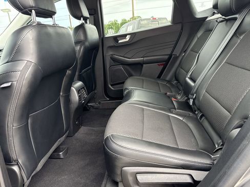 Used 2023 Ford Escape SE FWD image 24