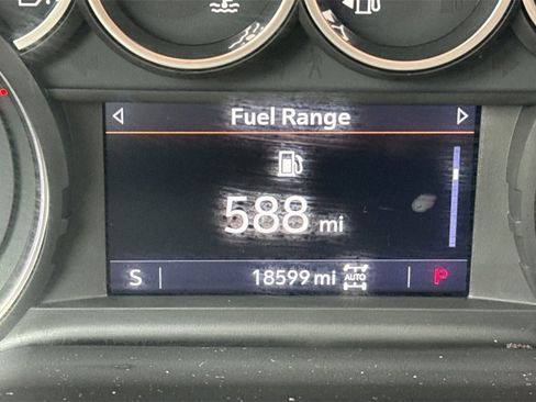 Used 2021 Chevrolet Tahoe LT image 24