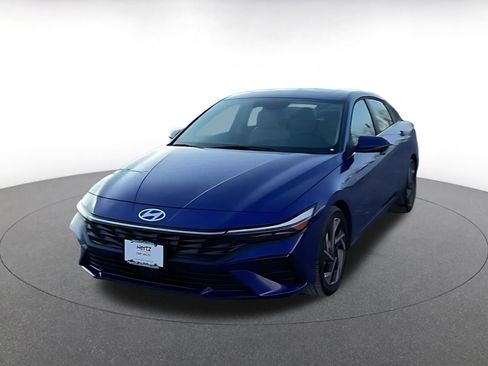 Used 2025 Kia K4 LXS image 4