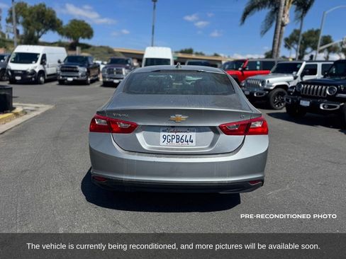 Used 2023 Chevrolet Malibu LT FWD image 4