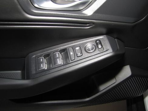 Used 2025 Honda Accord SE image 11