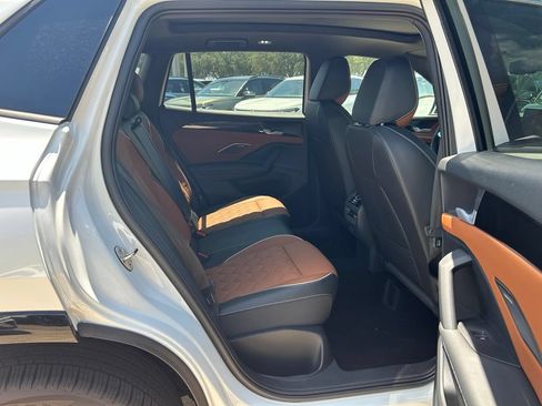 New 2026 Volkswagen Tiguan SEL R-Line AWD/4WD image 40