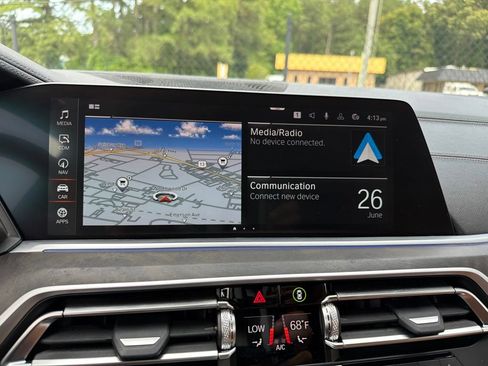 Used 2022 BMW X5 xDrive40i w/ Climate Comfort Package AWD/4WD image 10