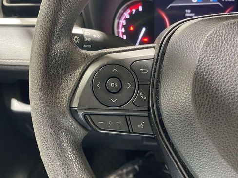Used 2023 Toyota RAV4 XLE FWD image 21