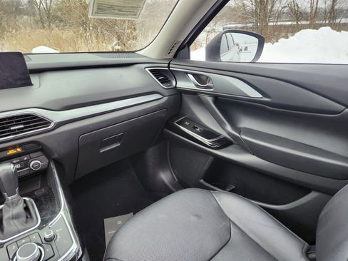 Used 2023 MAZDA CX-9 Touring image 19