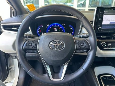 Used 2019 Toyota Corolla XSE image 19