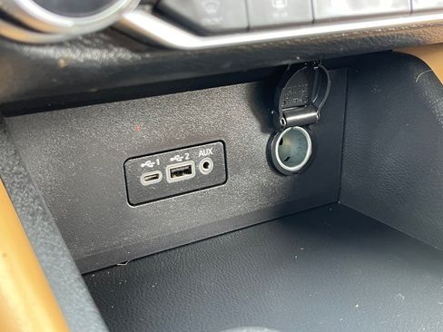 Used 2021 Nissan Sentra SV w/ SV Premium Package FWD image 29