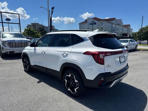 New 2025 Kia Seltos EX image 5