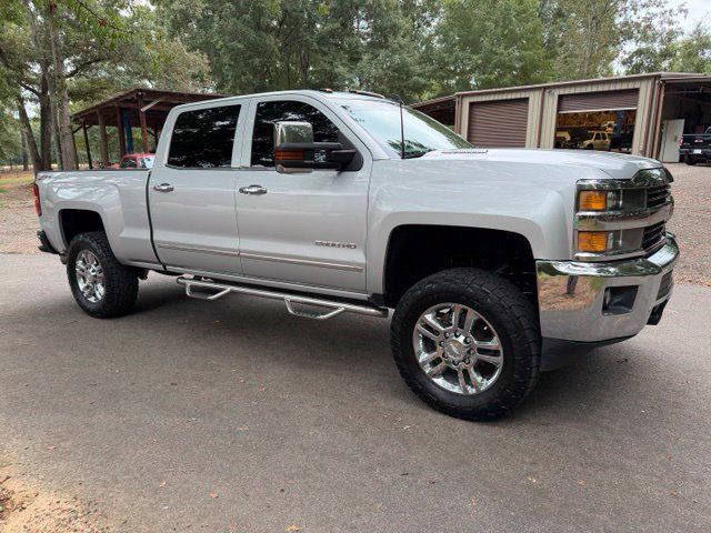 Used 2015 Chevrolet Silverado 2500 LTZ w/ Duramax Plus Package AWD/4WD image 4