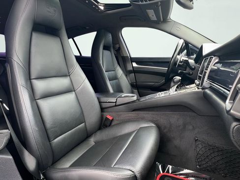 Used 2016 Porsche Panamera Edition image 34