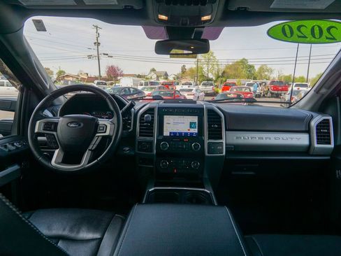 Used 2020 Ford F250 Lariat w/ Lariat Ultimate Package AWD/4WD image 17
