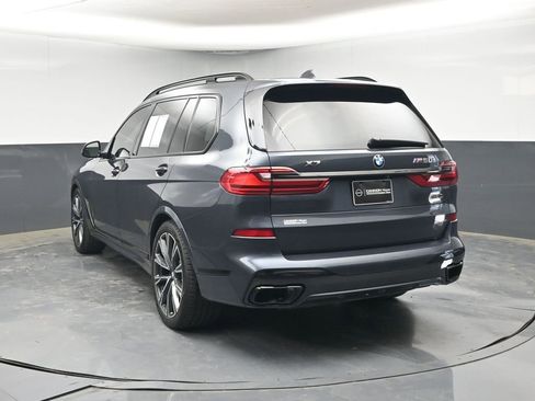 Used 2022 BMW X7 M50i image 4