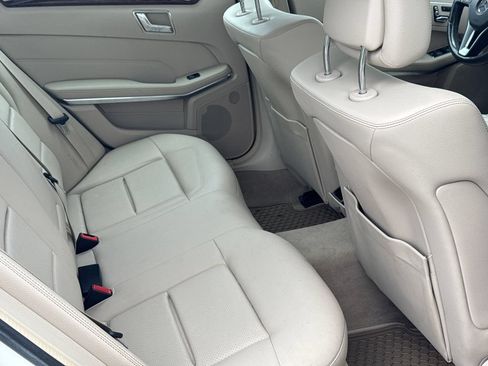 Used 2016 Mercedes-Benz E 350 4MATIC Sedan image 14