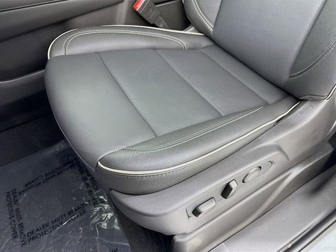 Used 2026 Chevrolet Tahoe Premier image 23