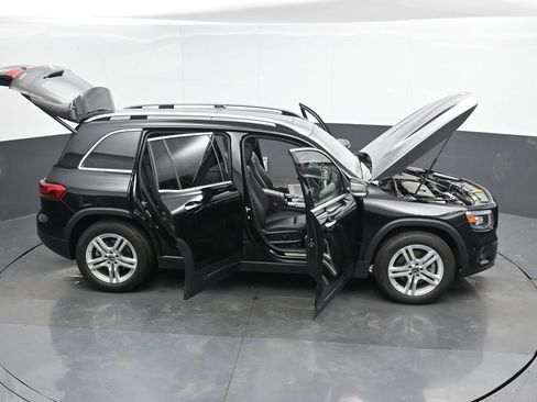 Used 2023 Mercedes-Benz GLB 250 4MATIC image 55