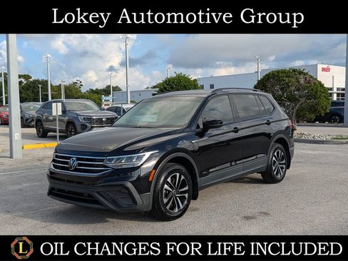 Used 2022 Volkswagen Tiguan S FWD image 1