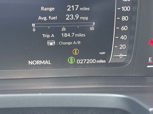 Used 2025 Honda Pilot Elite image 22