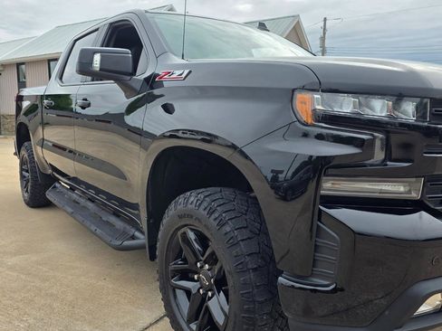 Used 2020 Chevrolet Silverado 1500 LT Trail Boss AWD/4WD image 28