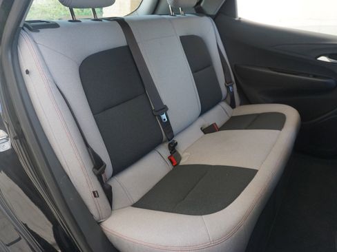 Used 2020 Chevrolet Bolt LT image 19