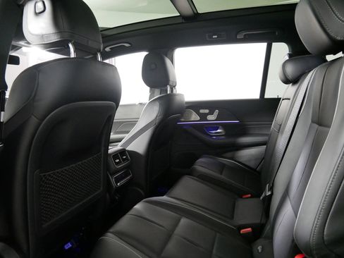 Used 2022 Mercedes-Benz GLS 450 4MATIC image 33