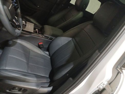 Used 2024 Land Rover Range Rover Evoque S image 13