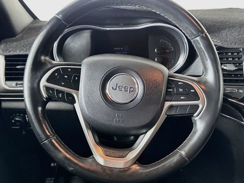 Used 2019 Jeep Grand Cherokee Limited AWD/4WD image 14
