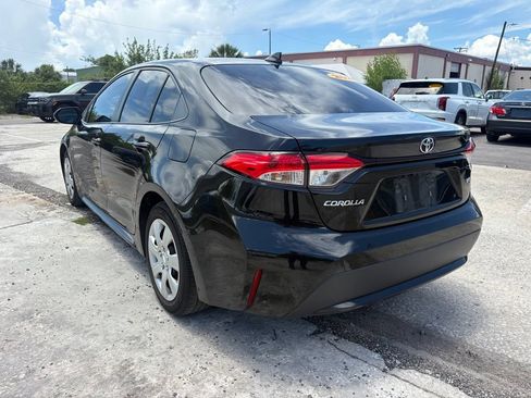 Used 2020 Toyota Corolla LE FWD image 5